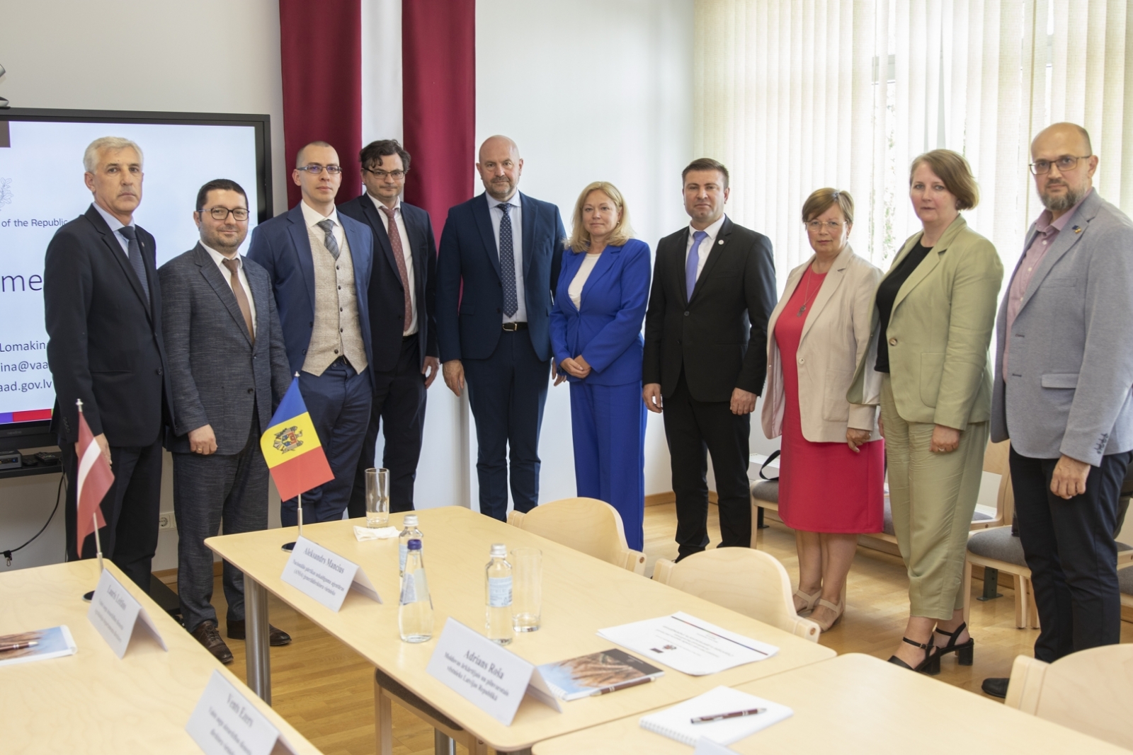 Latvijas un Moldovas delegācijas grupas bilde